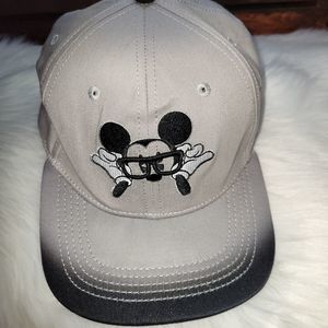 Disney Parks Mickey Mouse Hat Size: Adult 57-60cm